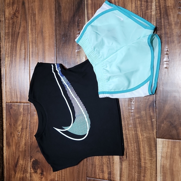 🆕️ Nike Short Set - Picture 4 of 4